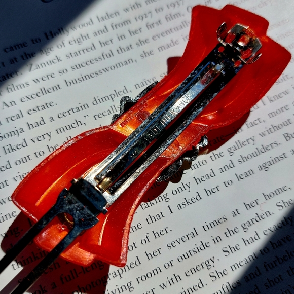 Vintage Barrette Bobby Pin Clip Paris Velvet Red Gold 1990s - Picture 10 of 10